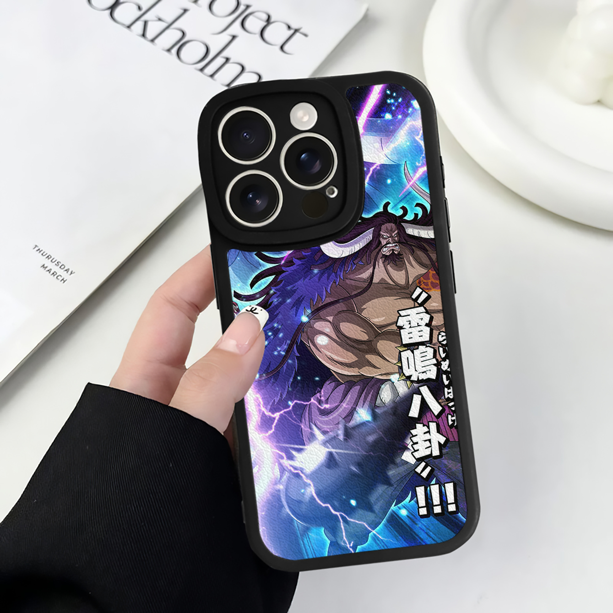 （画像用） ワンピース ONE PIECE 【iPhone 16シリーズ対応】シリコンスマホケース（レザー調） 材質：シリコン